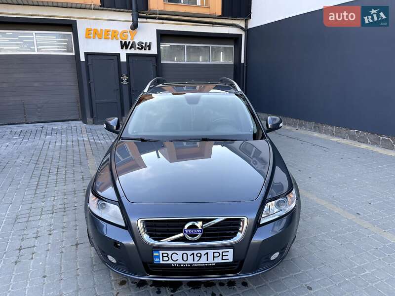 Універсал Volvo V50 2012 в Львові