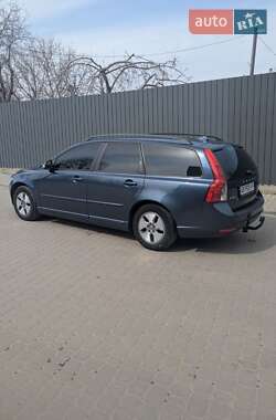 Универсал Volvo V50 2010 в 