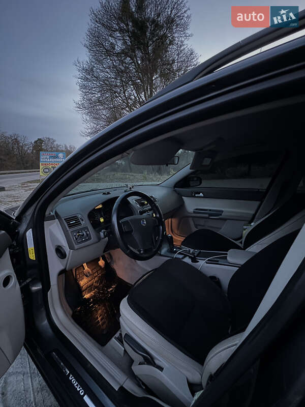 Универсал Volvo V50 2008 в Бродах фото 10 Универсал Volvo V50 2008 в Бродах