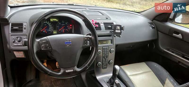 Універсал Volvo V50 2011 в Києві фото 29 Універсал Volvo V50 2011 в Києві