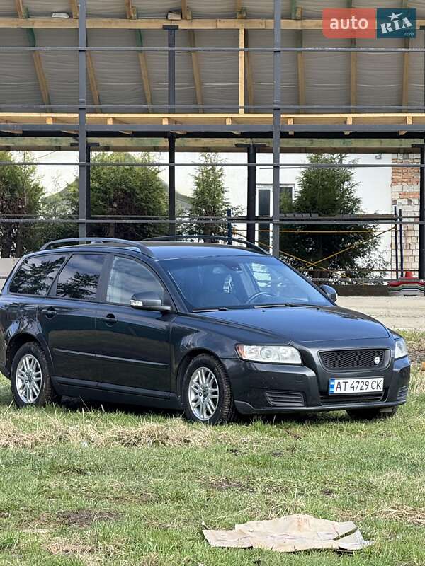 Универсал Volvo V50 2010 в 