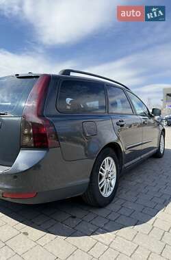 Универсал Volvo V50 2010 в 