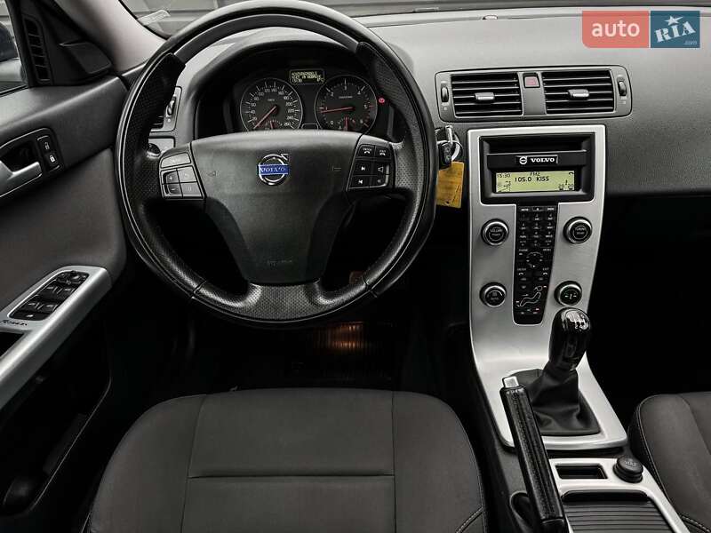 Универсал Volvo V50 2011 в Черкассах