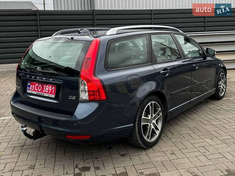 Универсал Volvo V50 2011 в Черкассах