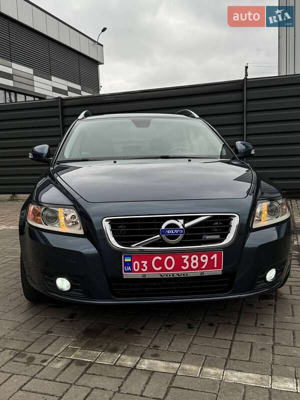 Универсал Volvo V50 2011 в Черкассах