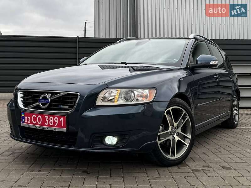 Универсал Volvo V50 2011 в Черкассах