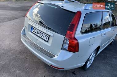 Универсал Volvo V50 2012 в 