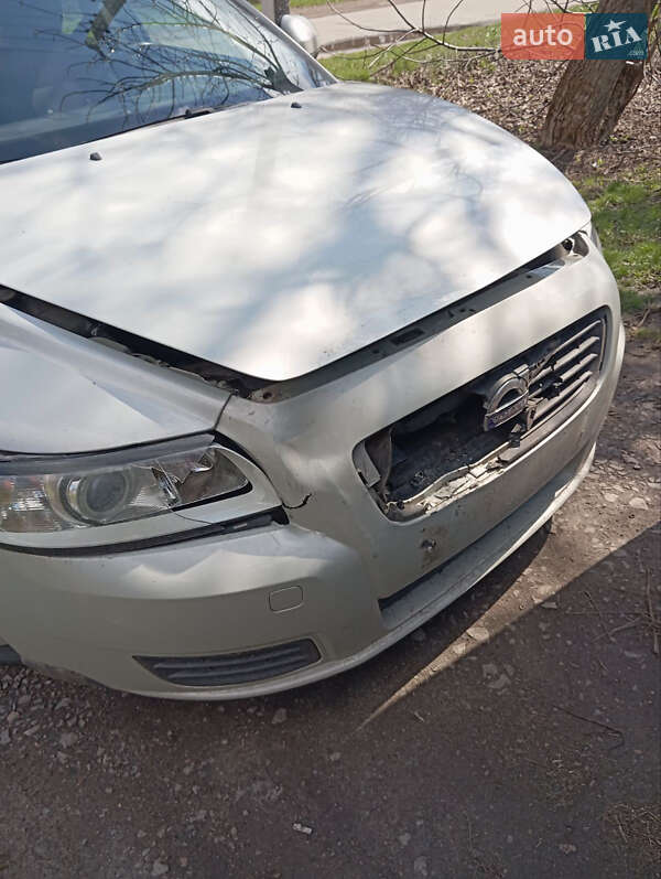 Універсал Volvo V50 2010 в Кременчуці