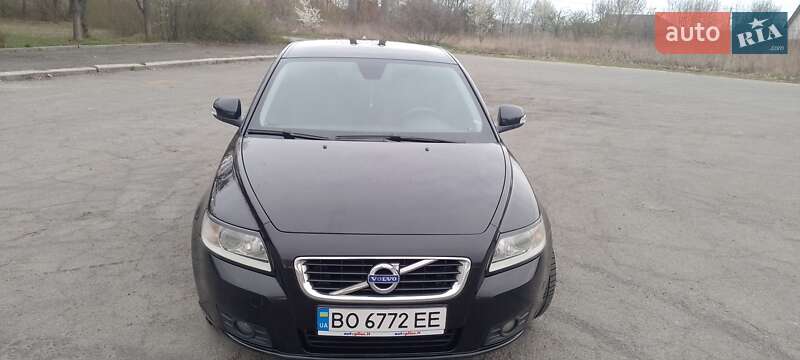 Универсал Volvo V50 2010 в Владимире