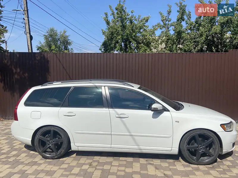 Універсал Volvo V50 2009 в 
