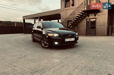 Универсал Volvo V50 2010 в 