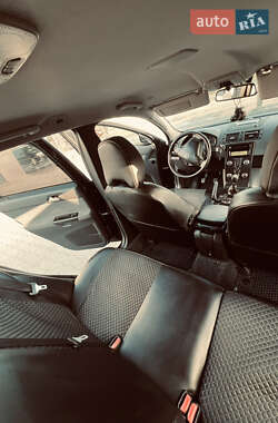 Универсал Volvo V50 2010 в 