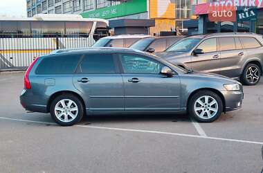 Универсал Volvo V50 2012 в 