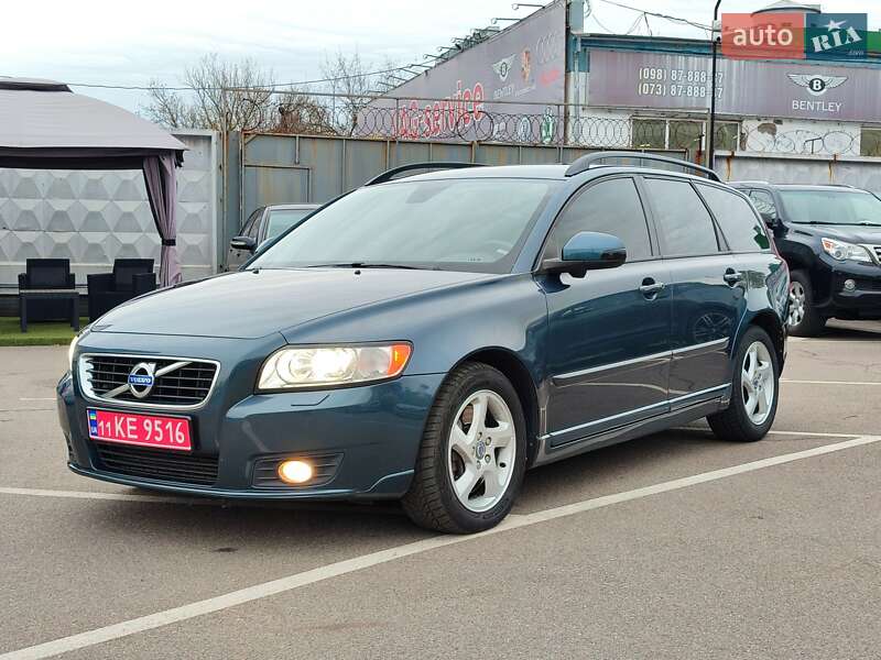 Универсал Volvo V50 2011 в 