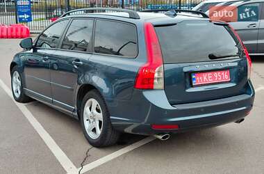 Универсал Volvo V50 2011 в 