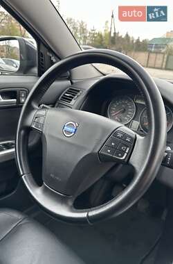 Универсал Volvo V50 2011 в 