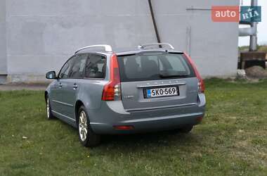 Универсал Volvo V50 2012 в 