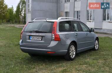 Универсал Volvo V50 2012 в 