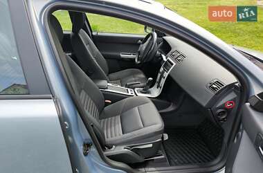 Универсал Volvo V50 2012 в 