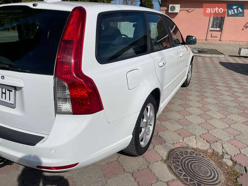 Універсал Volvo V50 2009 в Рівному