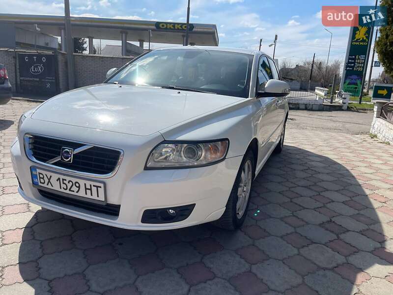 Універсал Volvo V50 2009 в Рівному