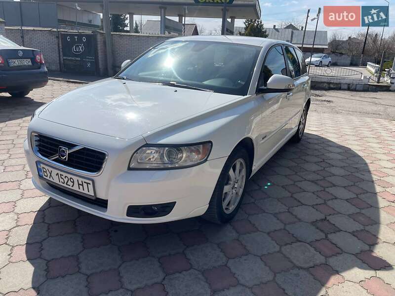 Універсал Volvo V50 2009 в Рівному