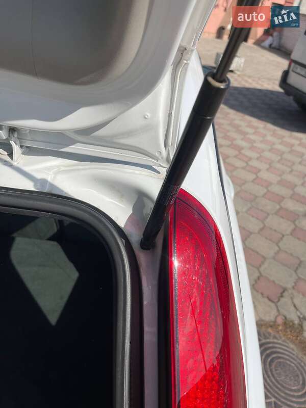 Універсал Volvo V50 2009 в Рівному