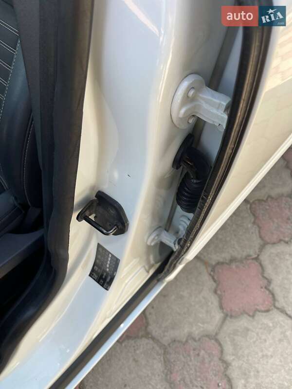 Універсал Volvo V50 2009 в Рівному