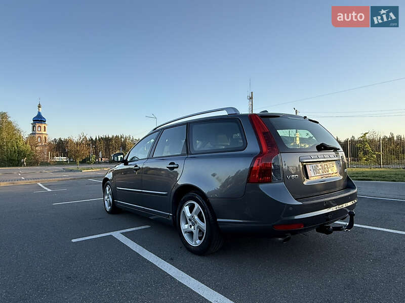 Універсал Volvo V50 2012 в Ірпені