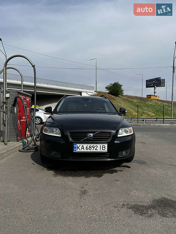 Volvo V50 2010 Volvo V50 2010