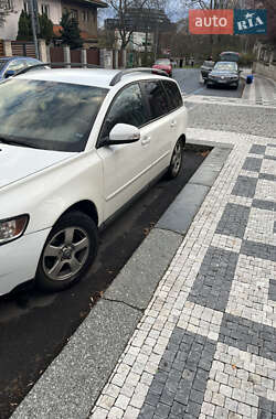 Универсал Volvo V50 2009 в 