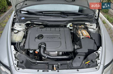 Универсал Volvo V50 2010 в 
