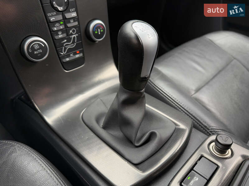 Універсал Volvo V50 2012 в Стрию