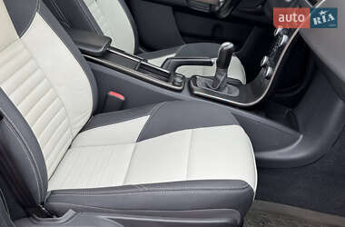 Универсал Volvo V50 2011 в 