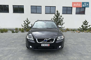 Универсал Volvo V50 2012 в 