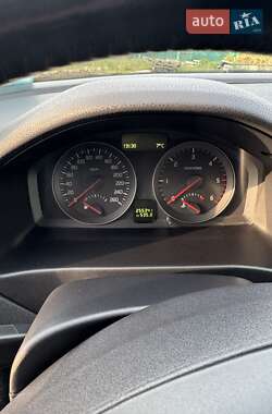 Универсал Volvo V50 2012 в 