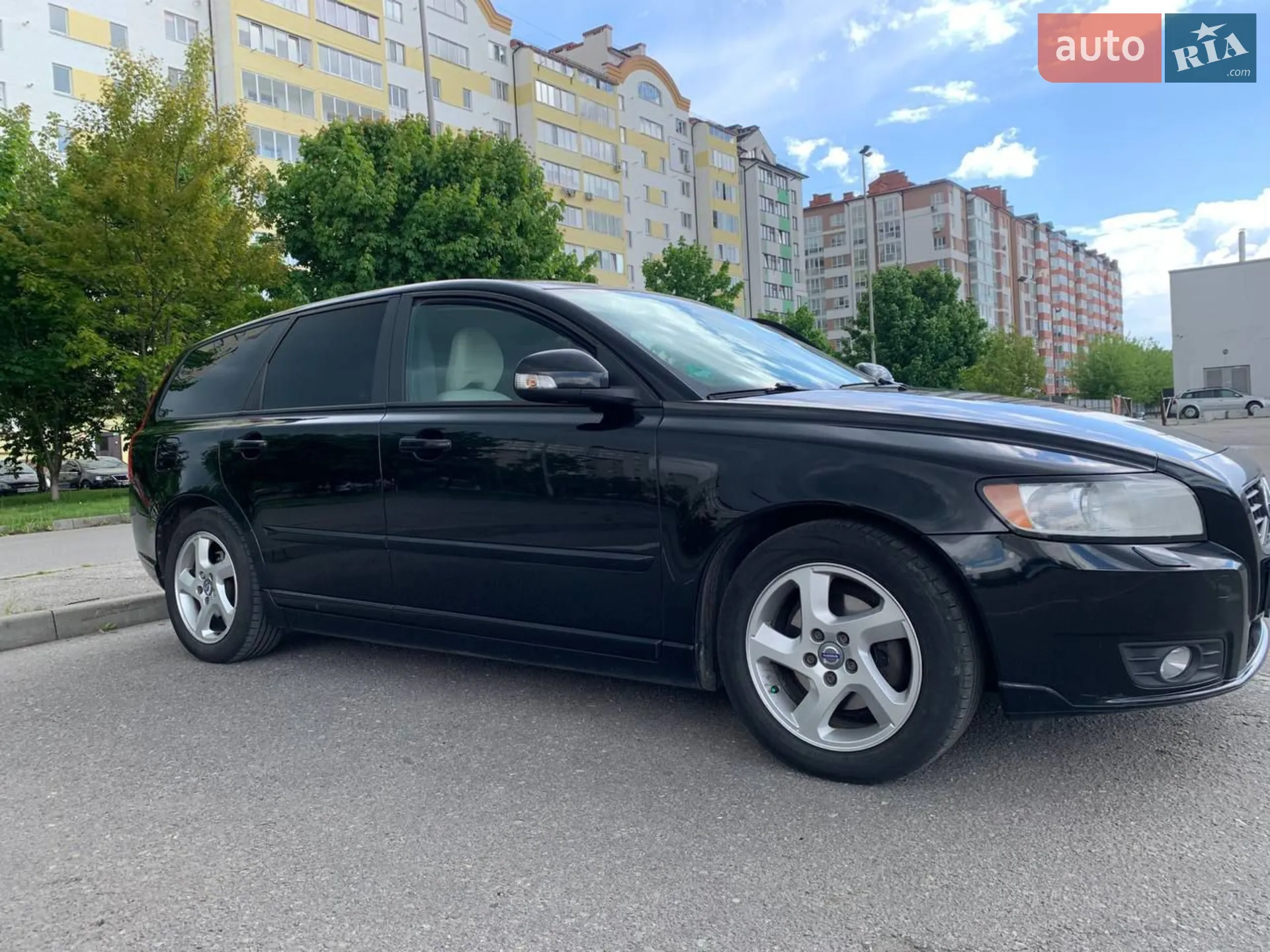 2011 Volvo V50 - мініатюра 4