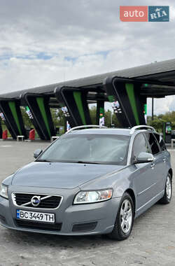 Универсал Volvo V50 2012 в 