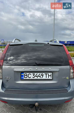 Универсал Volvo V50 2012 в 