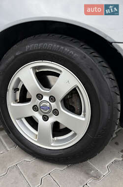 Универсал Volvo V50 2012 в 