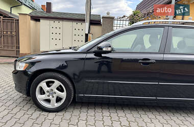 Универсал Volvo V50 2012 в 