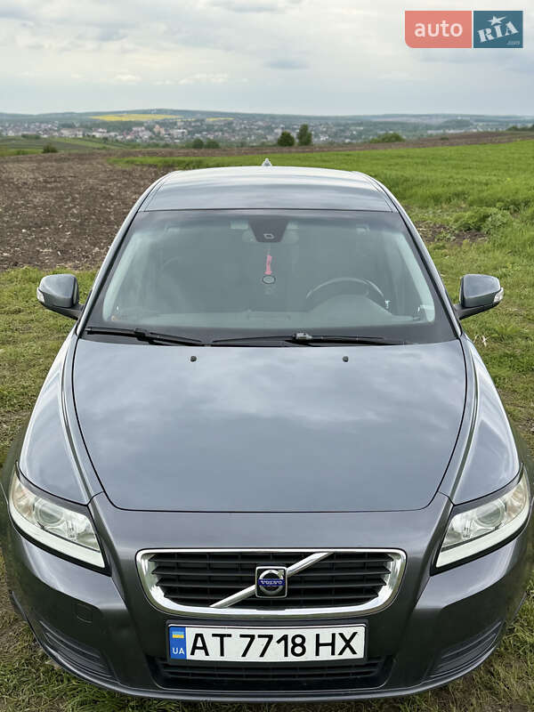 Универсал Volvo V50 2009 в 