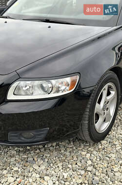 Универсал Volvo V50 2011 в 