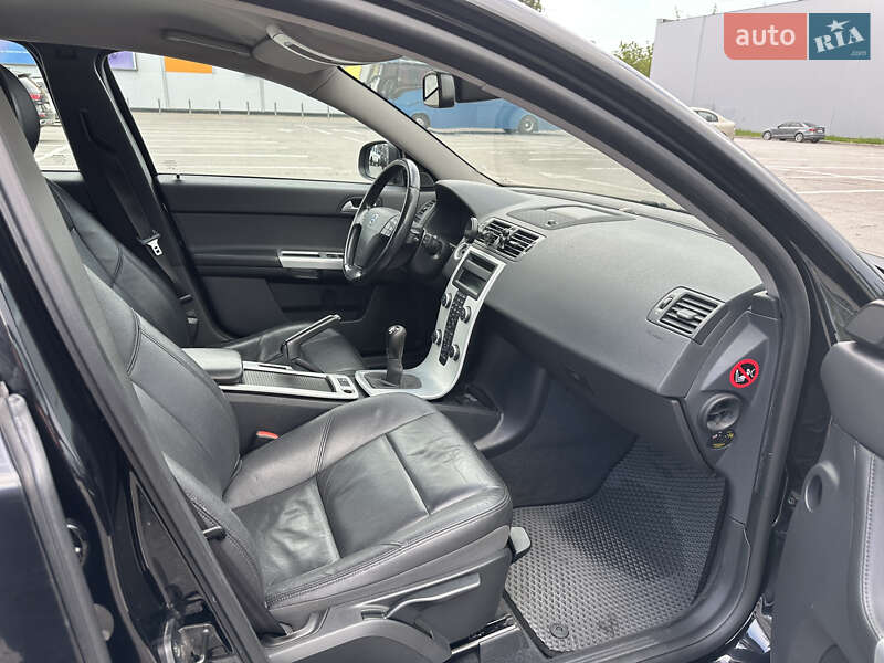 Універсал Volvo V50 2012 в Полтаві