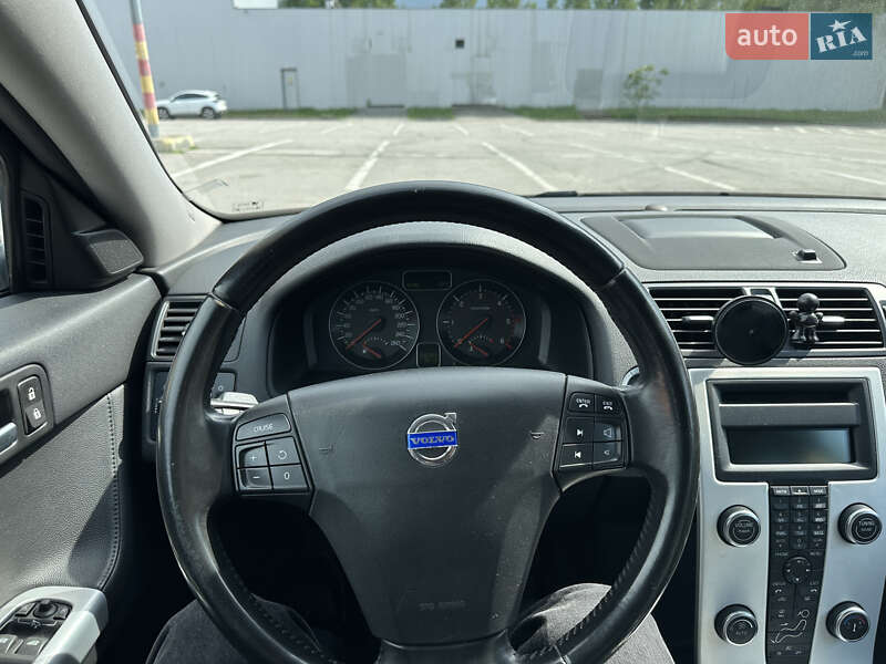 Універсал Volvo V50 2012 в Полтаві