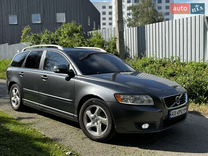 Универсал Volvo V50 2012 в Полтаве фото 4 Универсал Volvo V50 2012 в Полтаве