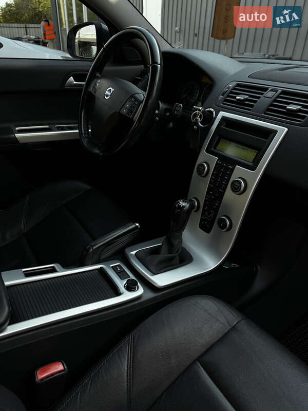 Универсал Volvo V50 2012 в Полтаве фото 21 Универсал Volvo V50 2012 в Полтаве