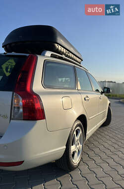 Универсал Volvo V50 2012 в 