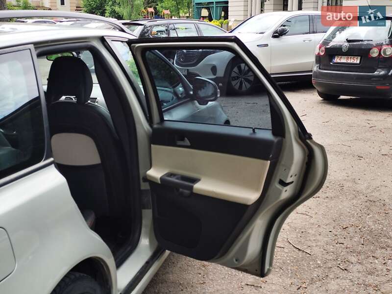 Універсал Volvo V50 2010 в Львові