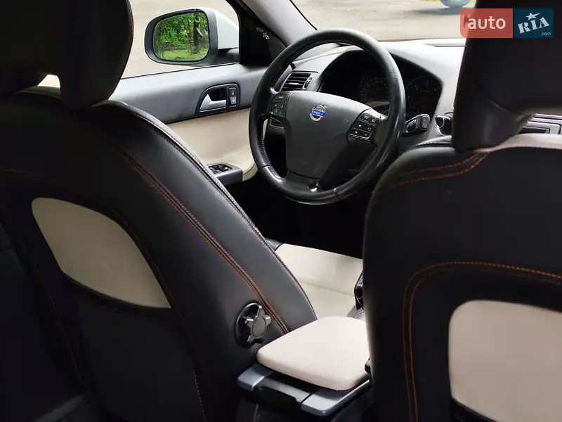 Volvo V50 2010 VIN YV1MW76F2B2612215 фото оголошення 34 з 74